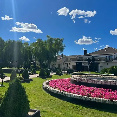 Conde Rodrigo Ii By Eme Hotel 4*