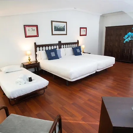 Hotel Conde Rodrigo Ii By Eme 4*