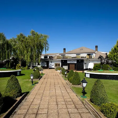 Conde Rodrigo Ii By Eme Hotel