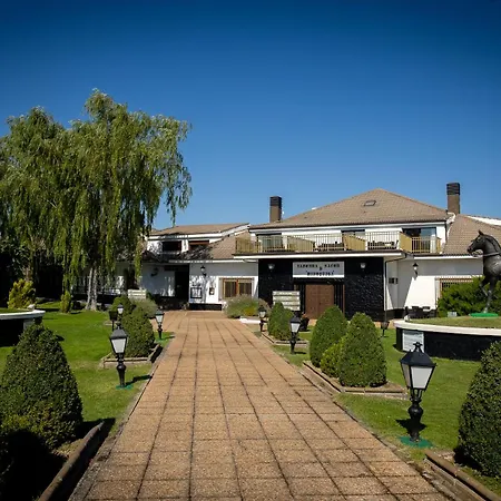 Hotel Conde Rodrigo Ii By Eme 4*