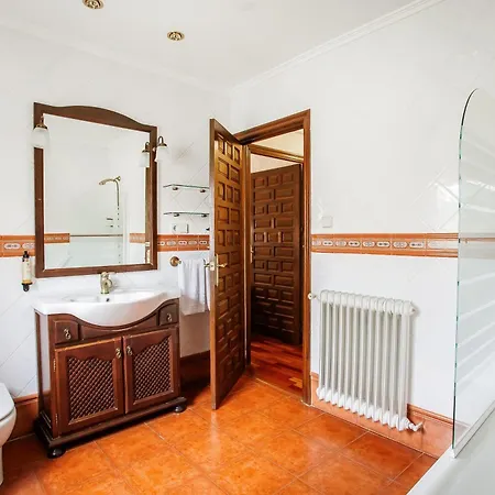 Hotel Conde Rodrigo Ii By Eme 4*
