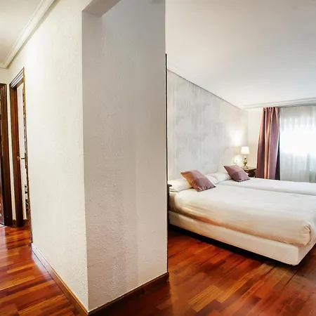 Conde Rodrigo Ii By Eme Hotel