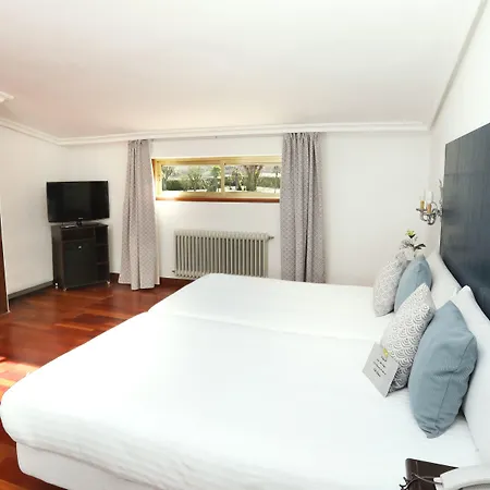 Conde Rodrigo Ii By Eme Hotel