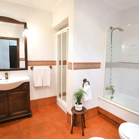 Otel Conde Rodrigo Ii By Eme Ciudad-Rodrigo