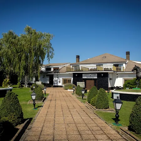 Hotel Conde Rodrigo Ii By Eme Ciudad Rodrigo