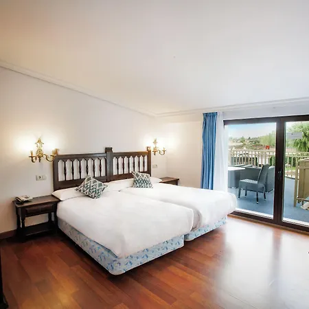 Hotel Conde Rodrigo Ii By Eme 4*