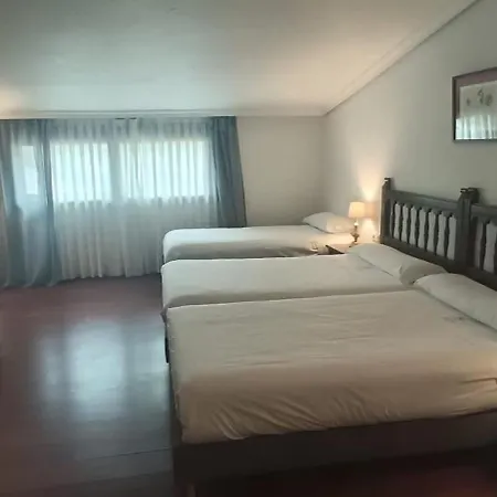 Conde Rodrigo Ii By Eme Hotel 4*