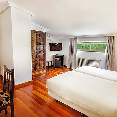 Conde Rodrigo Ii By Eme Hotel